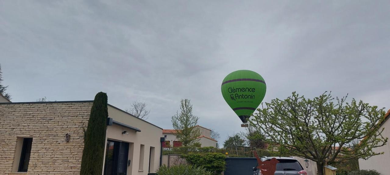 Au Grain D'Orge Villa Echire Dış mekan fotoğraf